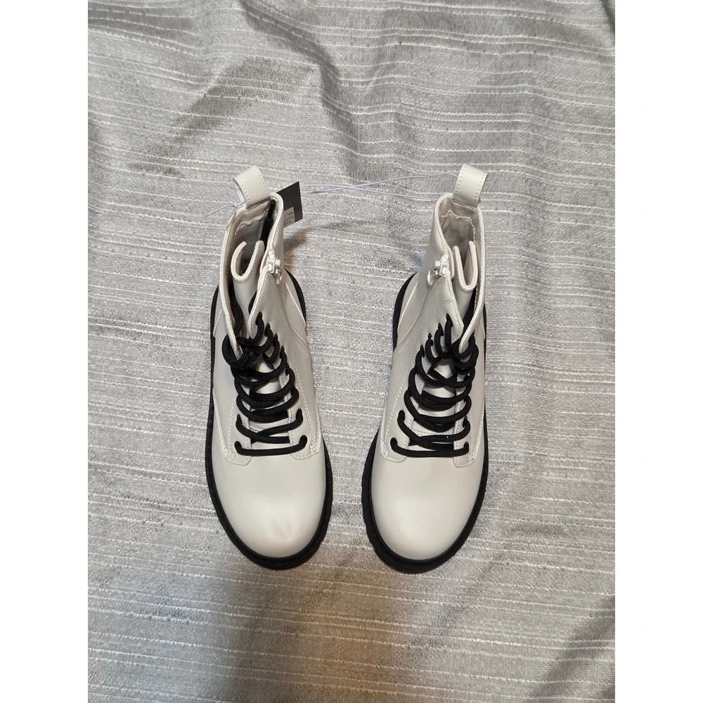 Art Class Girls White Combat Boots Lug Sole Lace Up Side Zip Size 1 NEW